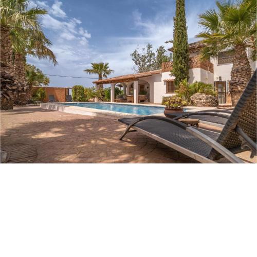 Beautiful Home In Alcaucin With Outdoor Swimming Pool, Swimming Pool And 4 Bedrooms
