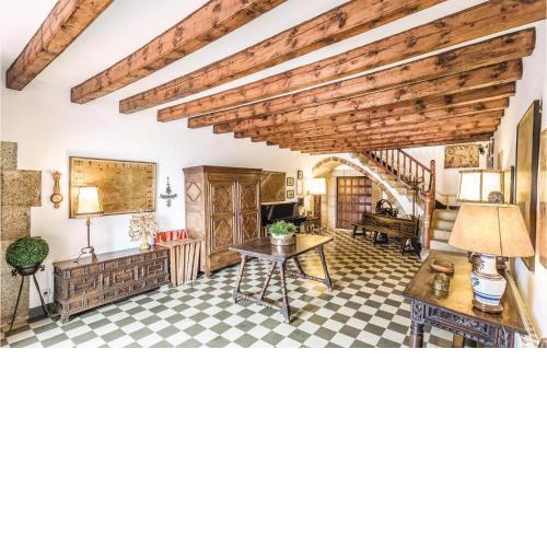 Beautiful Home In Arenys De Munt With 6 Bedrooms, Private Swimming Pool And Outdoor Swimming Pool