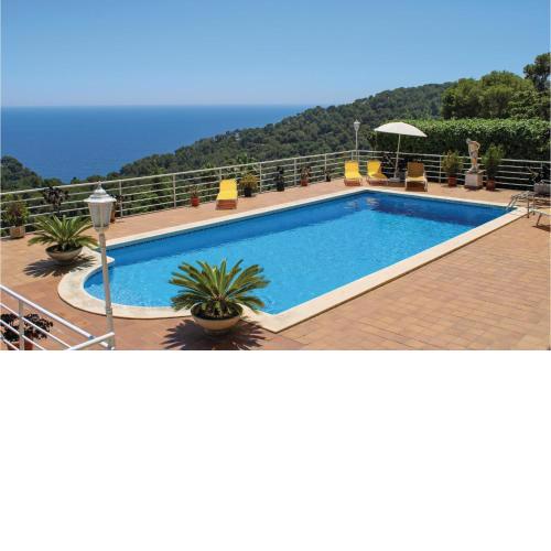 Beautiful Home In Blanes With Wifi, Outdoor Swimming Pool And Swimming Pool