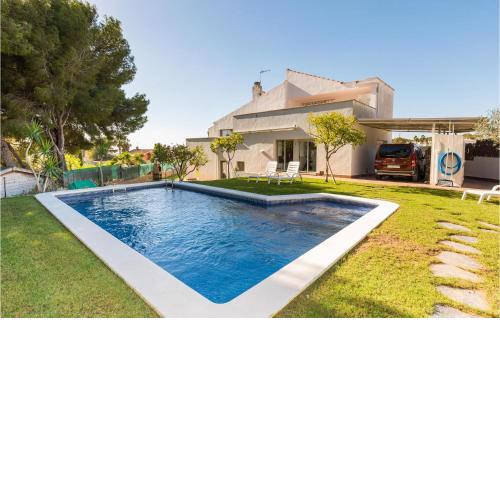 Beautiful Home In Calafell With Outdoor Swimming Pool, Wifi And Swimming Pool