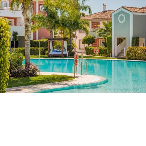 Beautiful Home In Estepona With 2 Bedrooms, Wifi And Outdoor Swimming Pool