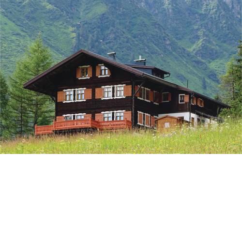 Beautiful home in Gargellen w/ WiFi and 10 Bedrooms