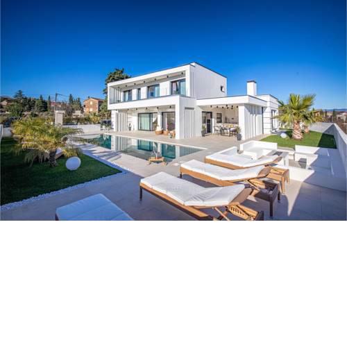 Beautiful home in Krk w/ Outdoor swimming pool, Sauna and 4 Bedrooms