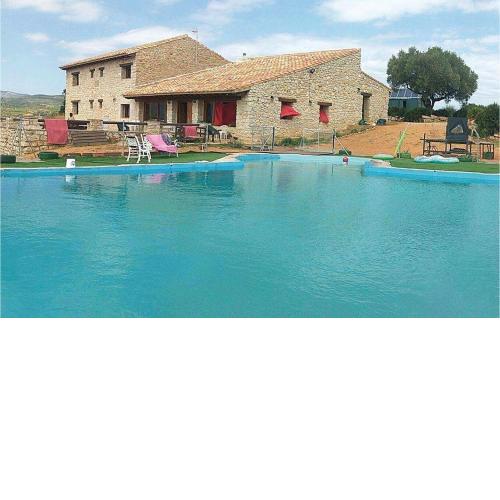 Beautiful Home In La Salzadella With 6 Bedrooms, Outdoor Swimming Pool And Swimming Pool