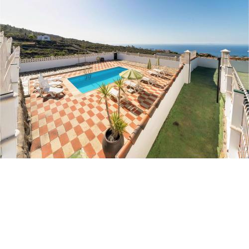 Beautiful Home In Los Llanos With Outdoor Swimming Pool, Wifi And 2 Bedrooms