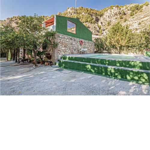 Beautiful Home In Olivares With Wifi, Private Swimming Pool And 4 Bedrooms