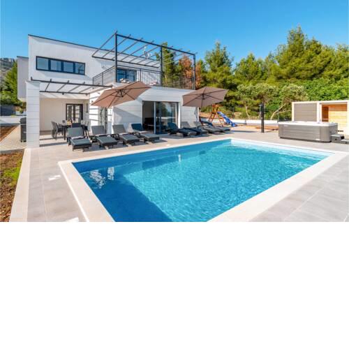 Beautiful home in Orebic w/ Outdoor swimming pool, Heated swimming pool and 4 Bedrooms