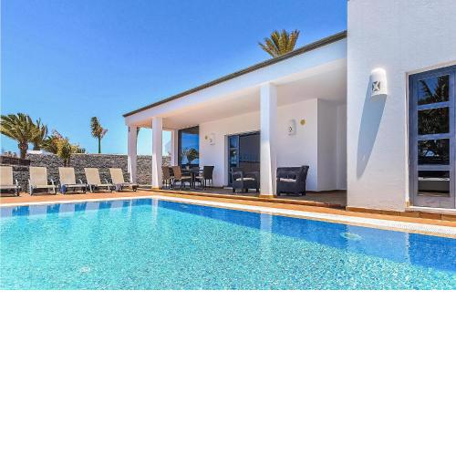 Beautiful Home In Playa Blanca With 3 Bedrooms, Outdoor Swimming Pool And Swimming Pool