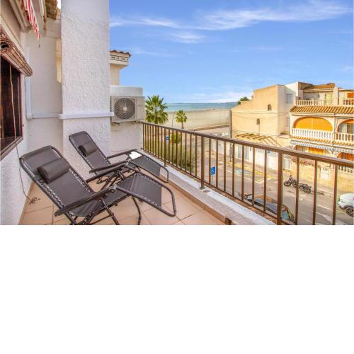 Beautiful home in Santa Pola with WiFi and 4 Bedrooms