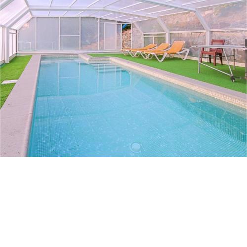 Beautiful Home In Santa Susanna With Wifi, Outdoor Swimming Pool And Heated Swimming Pool