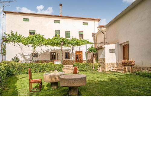 Beautiful Home In Tocon With Wifi, 6 Bedrooms And Swimming Pool