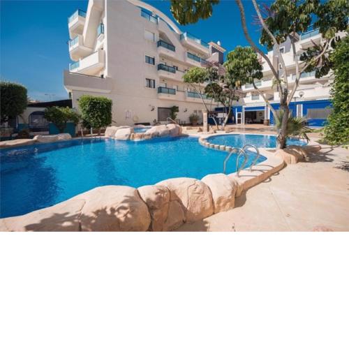Beautiful location in Cabo Roig at Playamarina II with a private roof top terrace