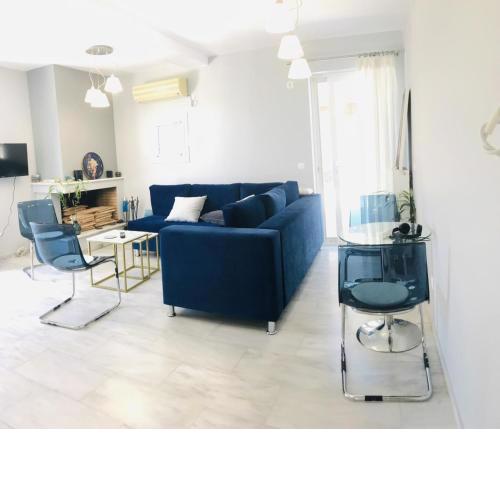 Beautiful maisonette with a view to the mountains and the sea