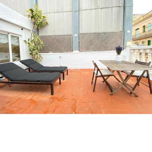 Beautiful new penthouse in the heart of Barcelona.