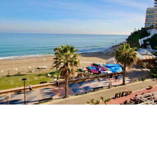 Beautiful Roca Chica, Beachfront by Rafleys