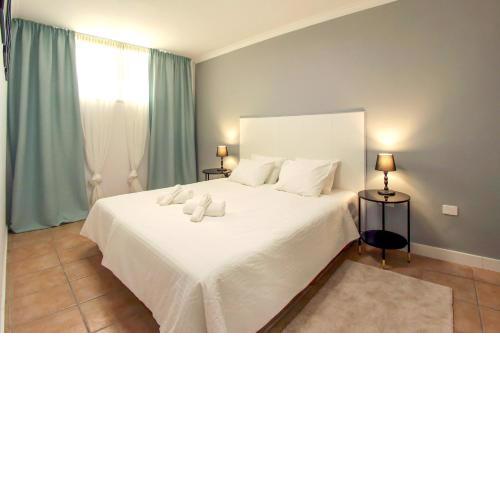 Beautiful spacious 1 bedroom apartment with a Pool, Marina Palace 608