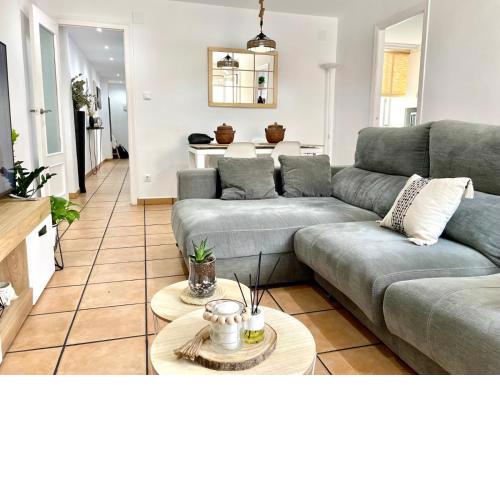 Beautiful sunny apartment 10 min. from the beach
