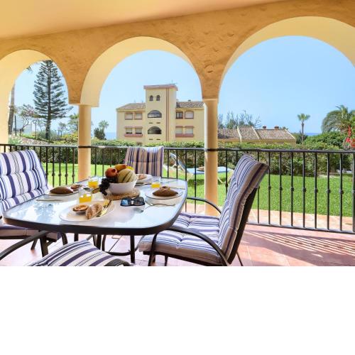 Beautiful Torreoceano 92, pool, beach Access