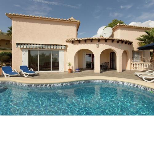 Beautiful villa in Benitachell with swimming pool