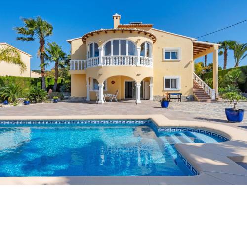 Beautiful Villa in Calpe with Private Swimming Pool