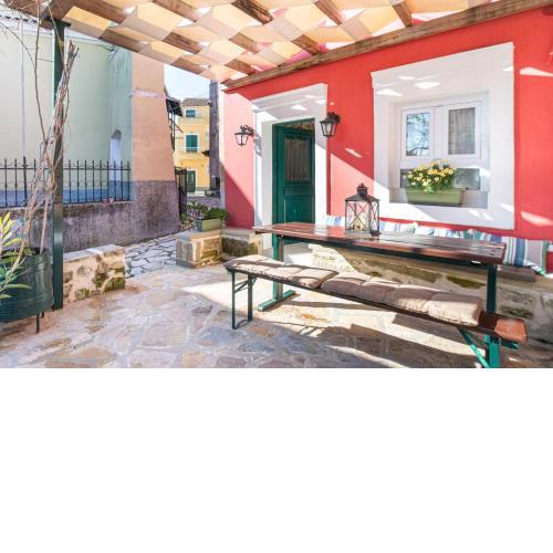 Bekiris Traditional Inn