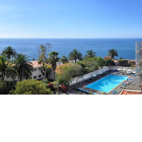 Bel appartement calme vue mer et montagne