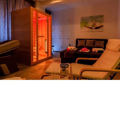 Bella - private room with sauna and parking
