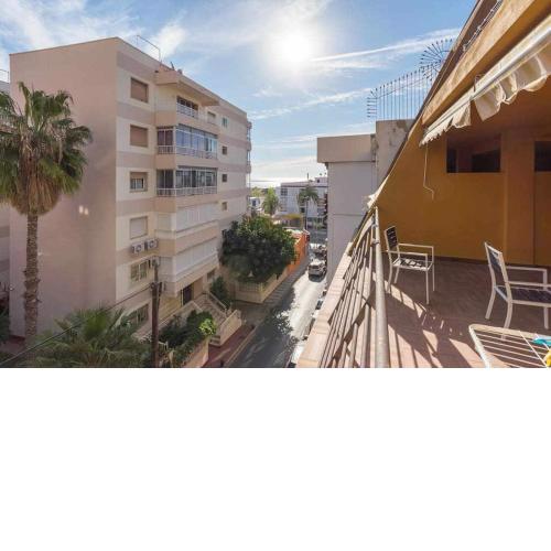 BELLAVISTA Apartamento con piscina y garaje