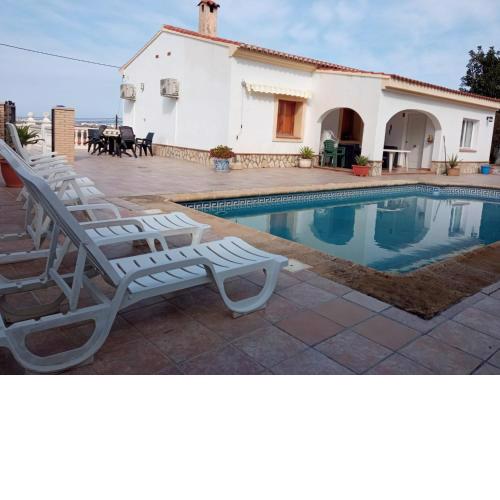 Belle villa à Oliva proche de la mer et de la montagne