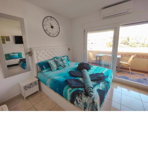 Benal-beach-511. walking distance to the beach