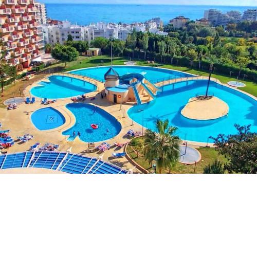 Benalmadena Minerva 401 estudio con Gran Piscina y Parque Acuatico