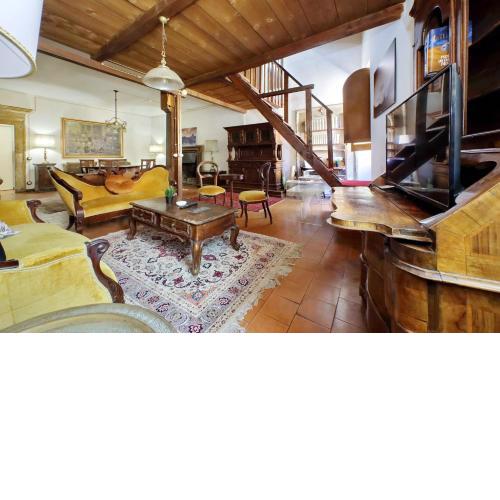 Benedetta2 - Elegant apartment for 5 in Trastevere