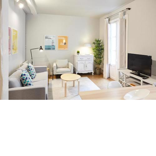 Bergara Apartment by BasqueHomes
