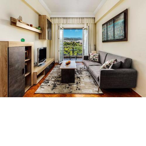 Best location 3 bedroom apartment with view