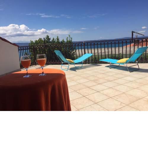 Big 4-bedroom apartment Perica, Podstrana