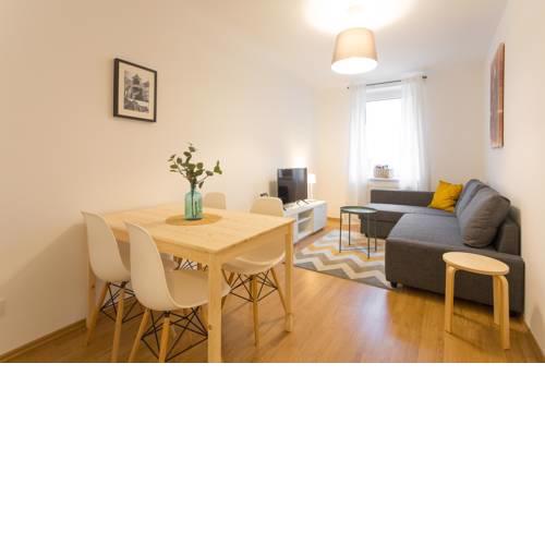 Big Apartament close to Schönbrunn&Metro Station