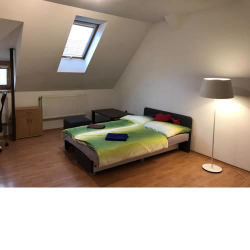 BIG APARTMENT MAX 7 PERSON