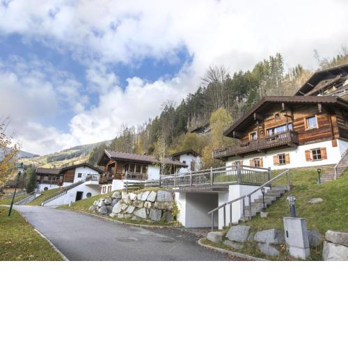 Big, cozy chalet with sauna, close to Königsleiten