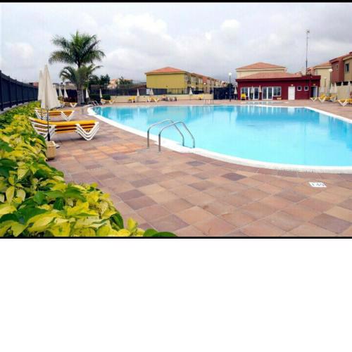 Big pool in a luxury complex, beach, golf, relax,...