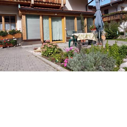 Bina House