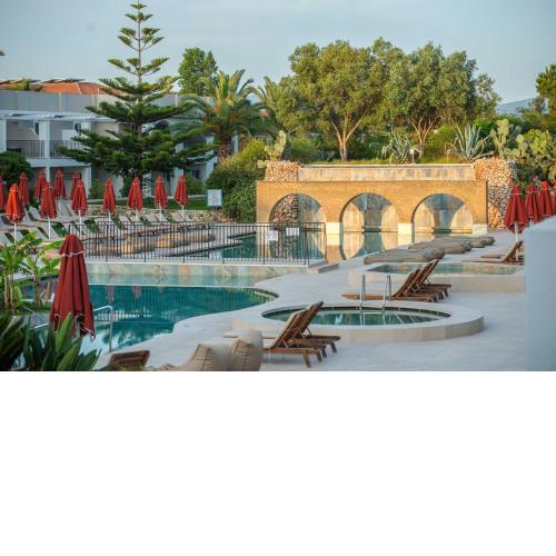 Bitzaro Grande Hotel & Suites