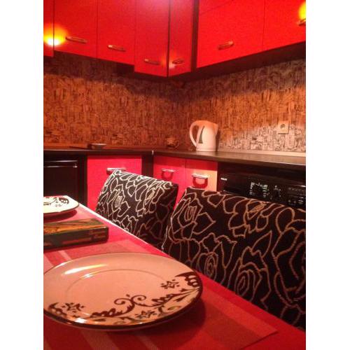 Black&Red Apartment