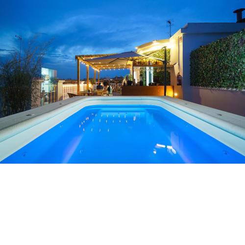Blanq Carmen Hotel