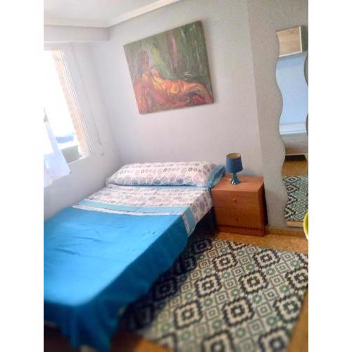 Blasco Ibáñez Valencia Double Room with Private Bathroom in Shared Apartment