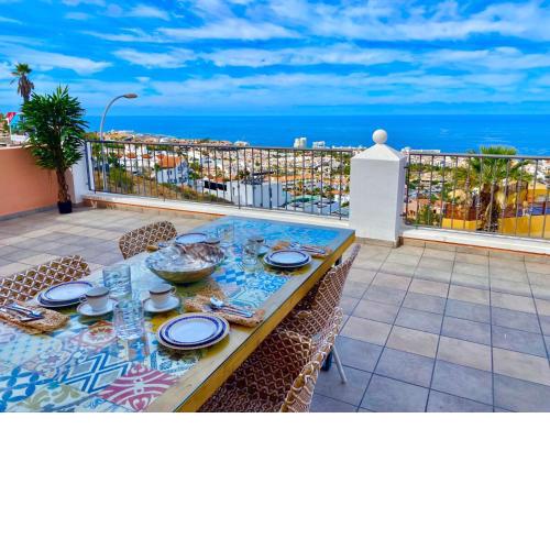 BLUE DIAMOND luxury apartment with amazing seaview in Costa Adeje