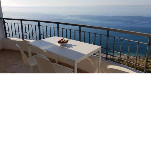 Blue Dream Vistamar Calaceite Torrox Costa bed king size exclusive