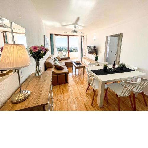 Blue Ocean Holiday Home