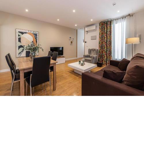 BNBHolder Apartamentos en Sol Confort 5