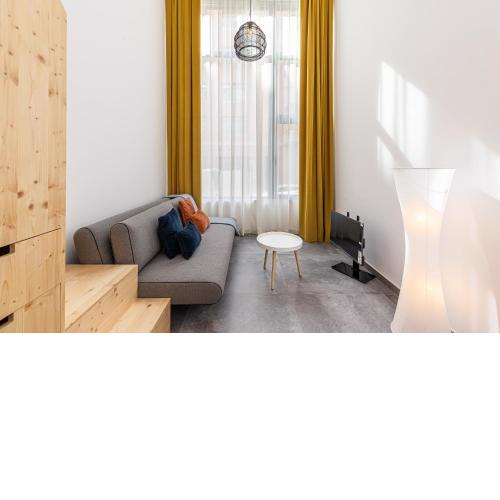 BNBHolder Modern Loft III Centre