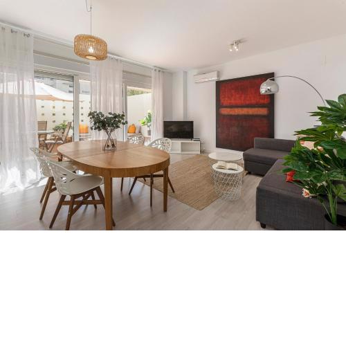BNBHolder Terrace, Pool & Gym LAS TABLAS